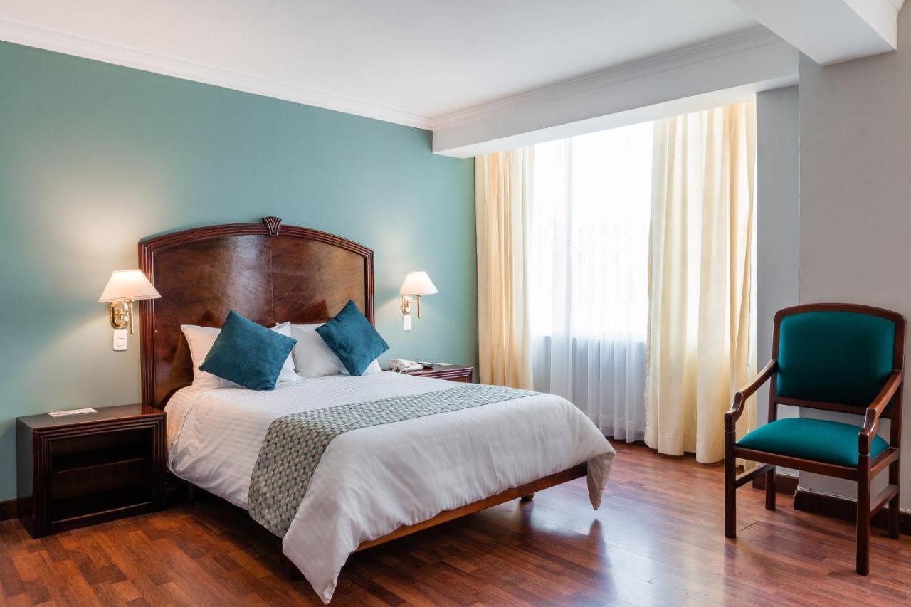 Hotel Libertador Loja Bagian luar foto